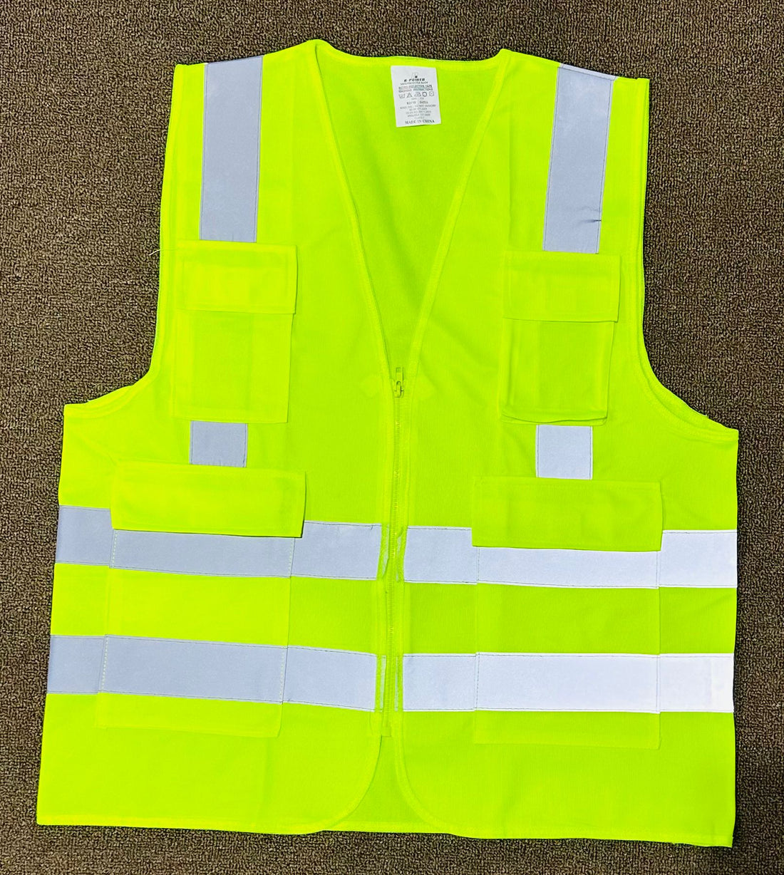 Safety vest fabric in Qatar