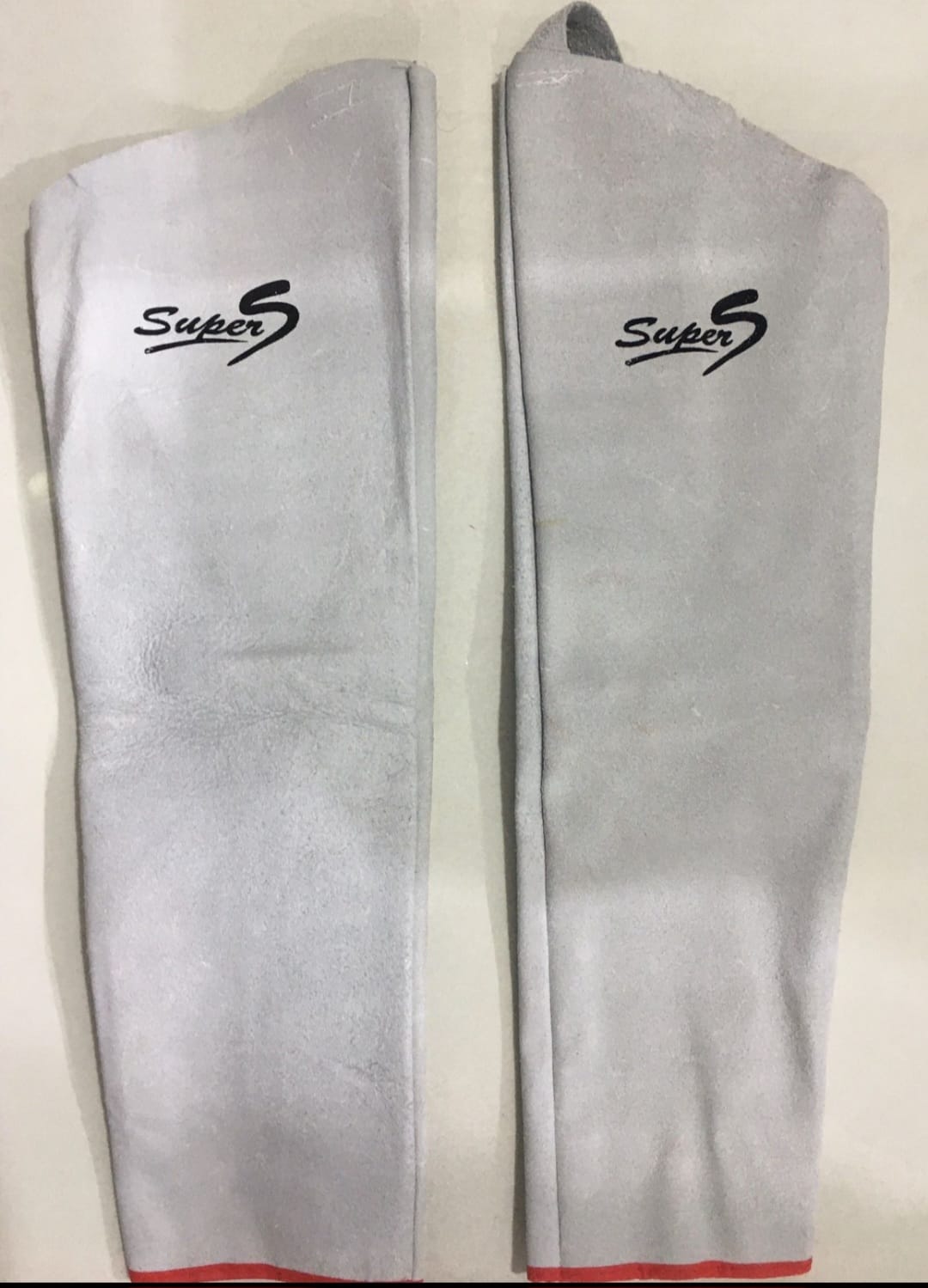 Welding arm sleeve heat resistant